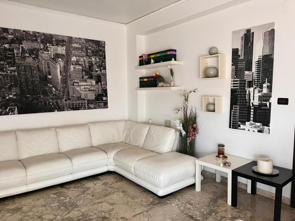 Harriets House Apartment ปาแลร์โม ภายนอก รูปภาพ